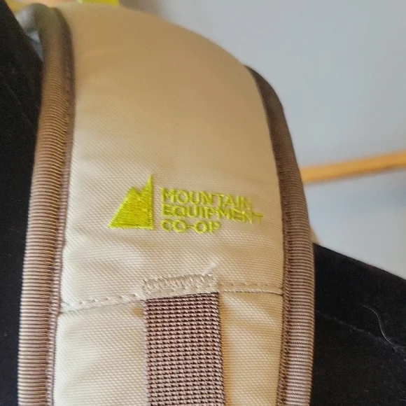 MEC Backpack - Picture 7 of 10